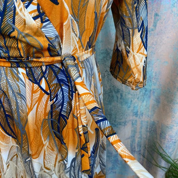 NWOT๐ Haoohu Retro Style Feather Print Dress - Picture 5 of 16